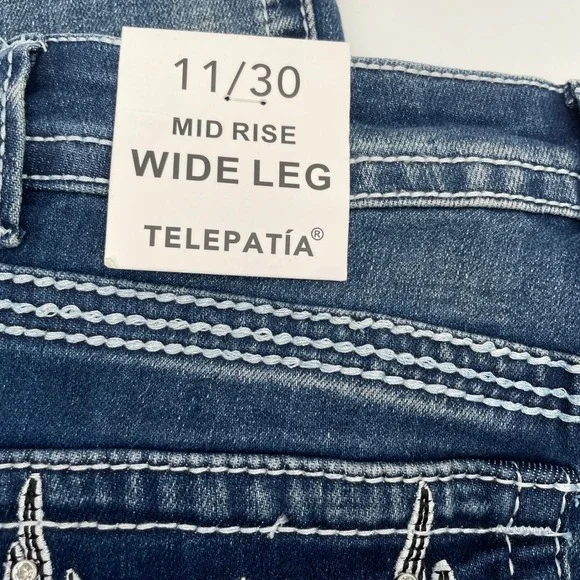 TELEPATIA Womens Blue Wash Wide Leg Mid Rise Jeans Size 11 30 Embellished Pocket - Picture 9 of 9